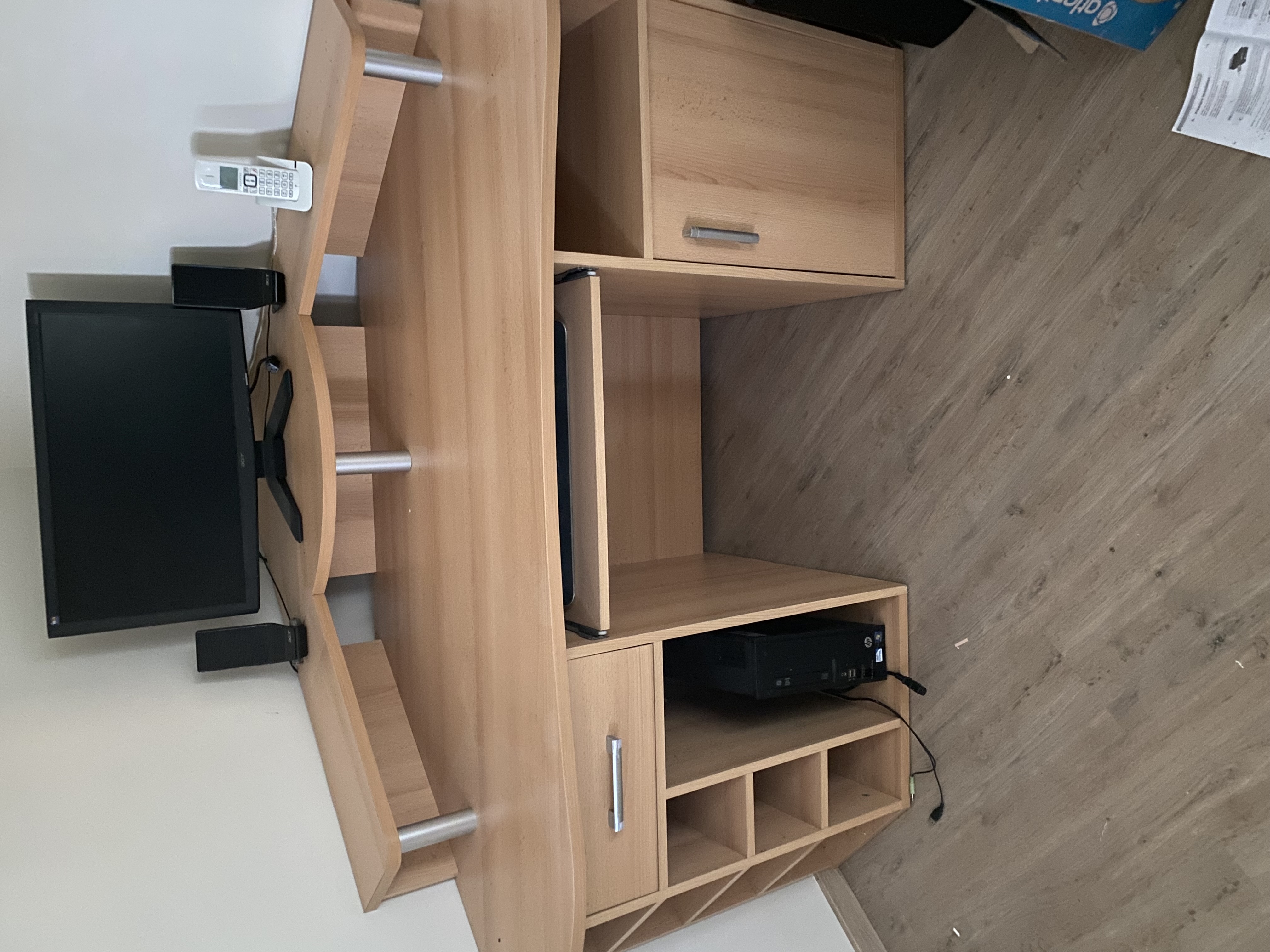 bureau d angle 40 Saint-Cyprien-sur-Dourdou (12)