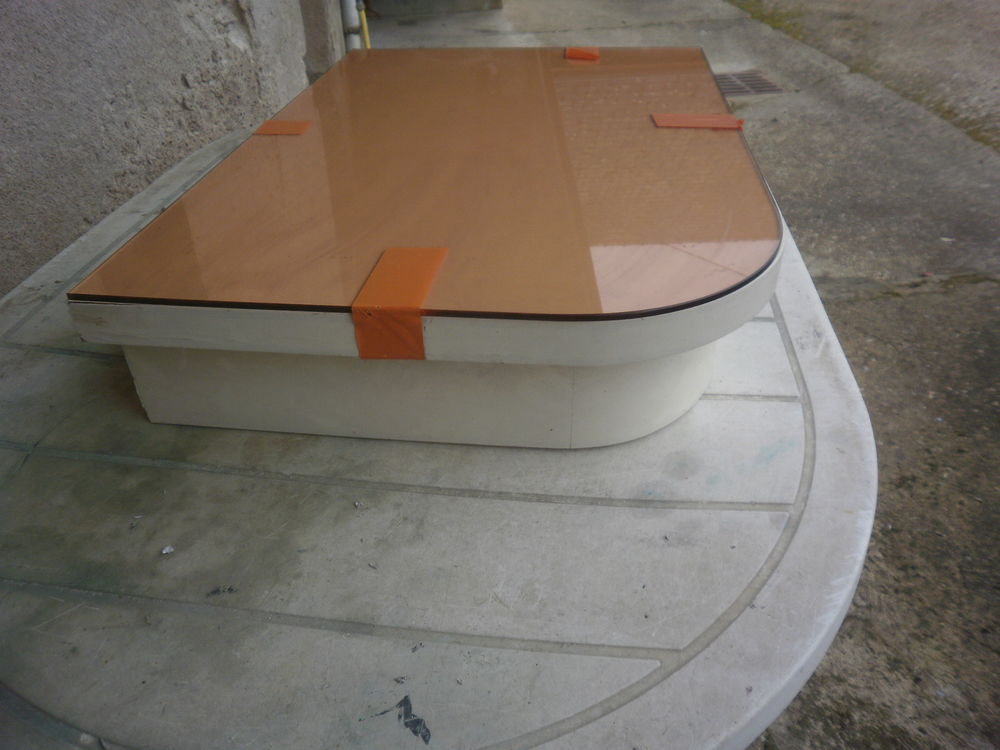 Bureau d'angle 50 Savonni�res (37)