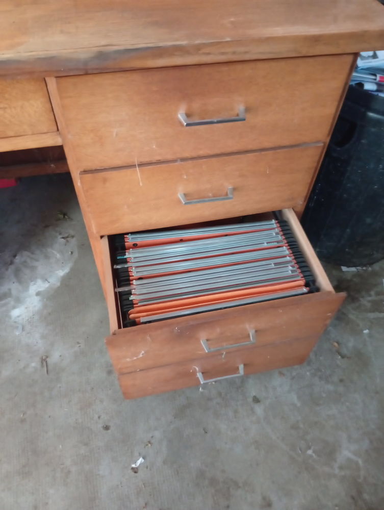 Bureau ann�e 1960 90 Sarg�-sur-Braye (41)