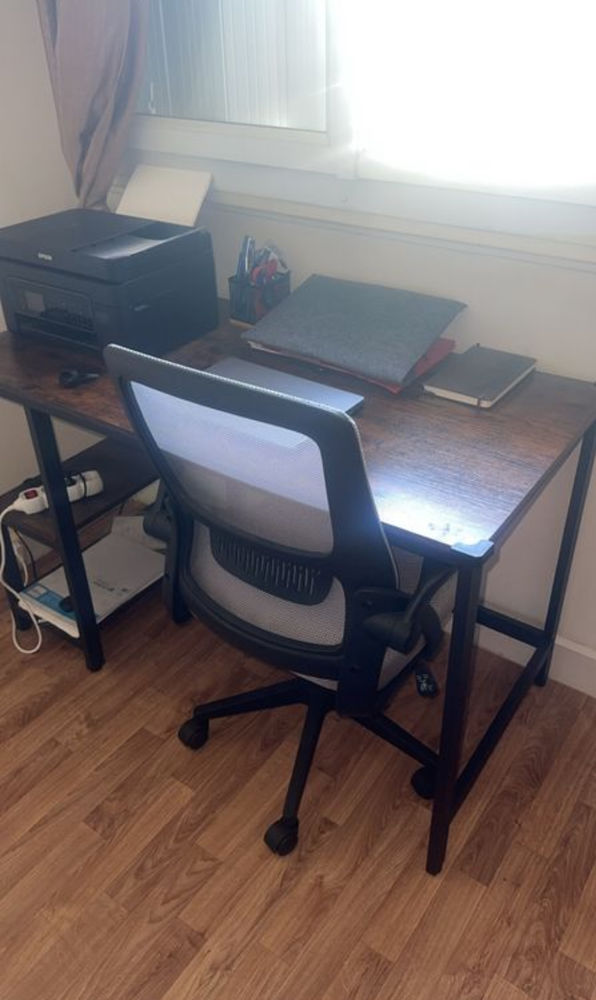 Bureau avec chaise 70 Montgeron (91)