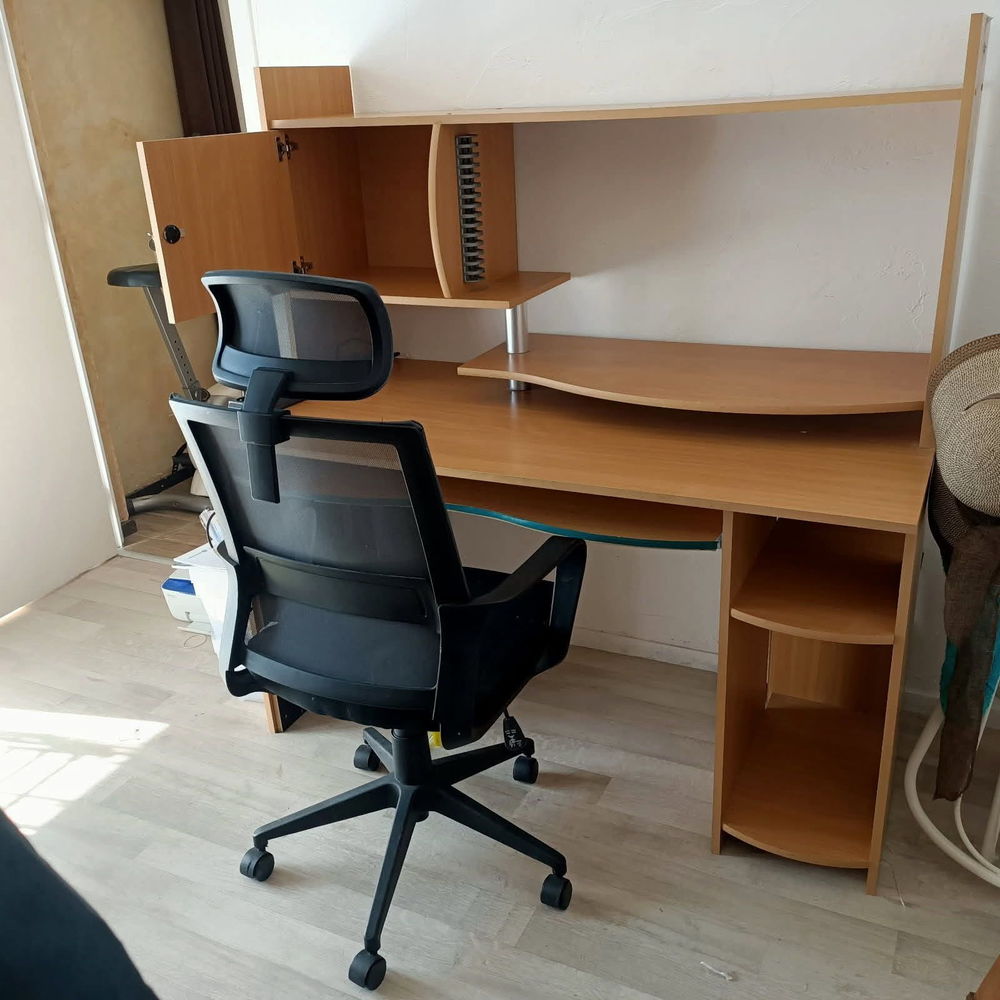 Bureau avec fauteuil 70 Villars-les-Dombes (01)