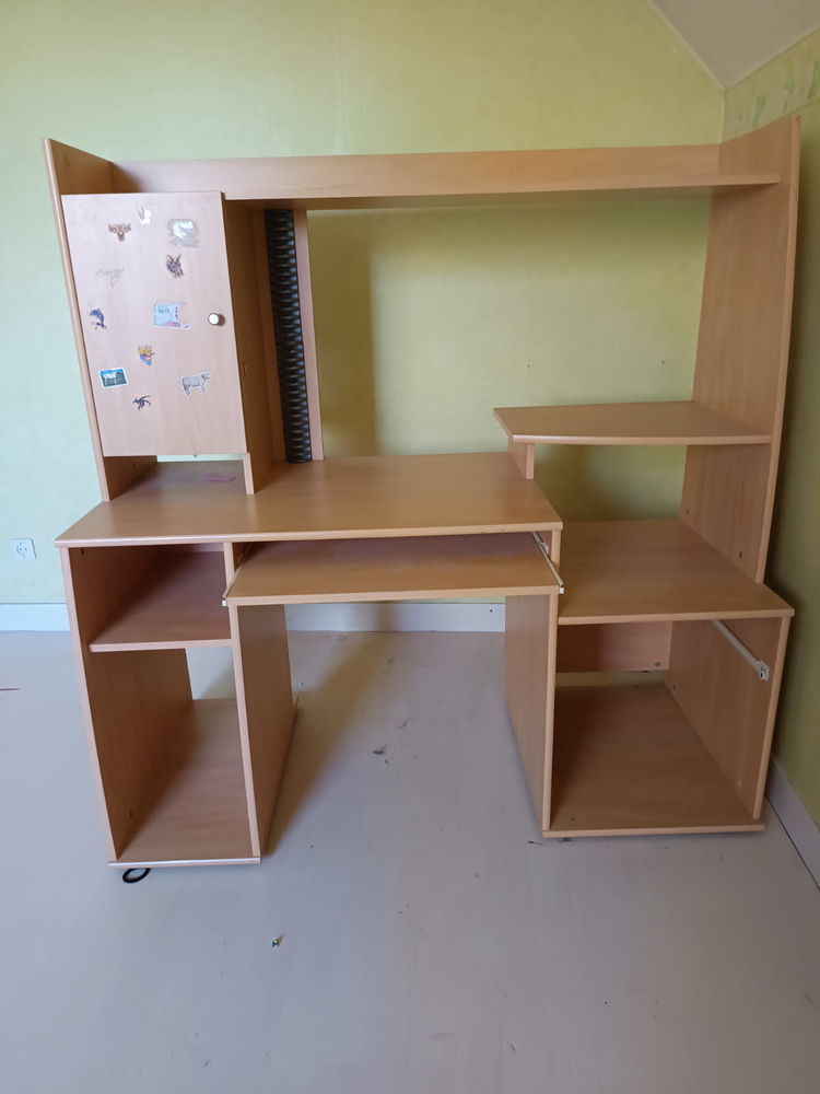 Bureau avec range cd 30 Marolles-en-Hurepoix (91)