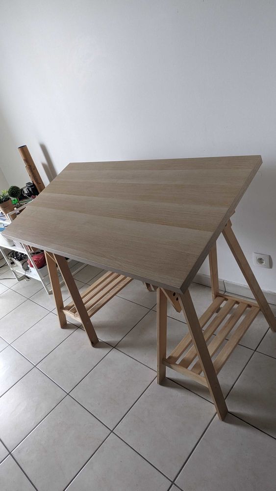 Bureau avec tr�teau 85 Vaulx-en-Velin (69)