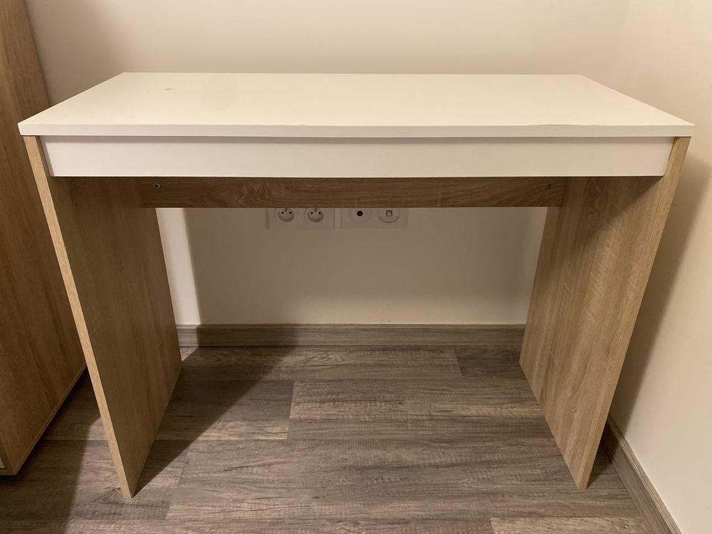 Bureau blanc et ch�ne 40 Cr�py-en-Valois (60)