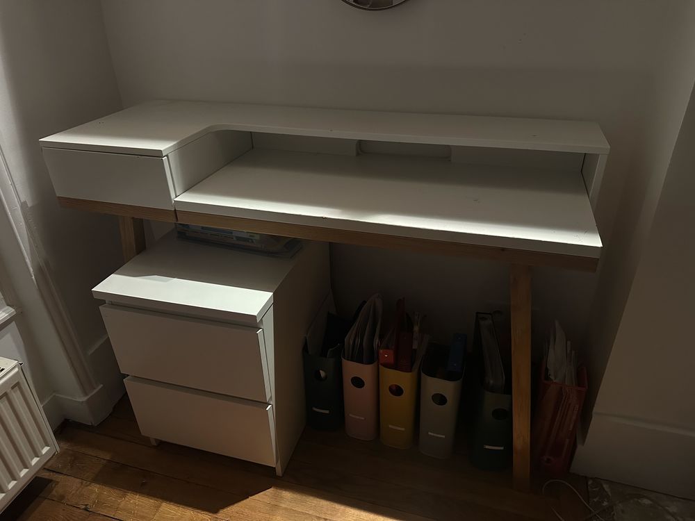 bureau blanc 35 Paris 3 (75)