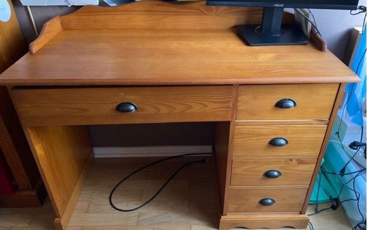 Bureau Bois cir� 150 Bourg-la-Reine (92)