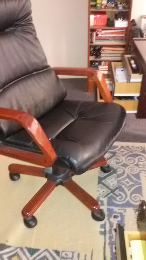 BUREAU EN BOIS MEUBLE EN TECK 250 Salavas (07)