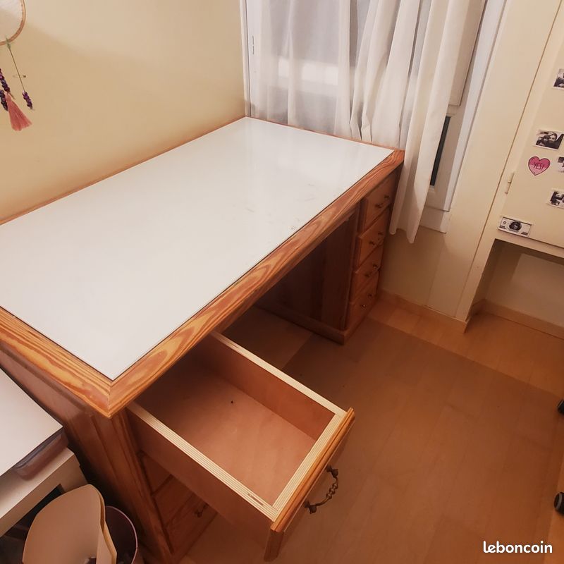 BUREAU EN BOIS D OREGON FAIT MAIN 110 �lancourt (78)