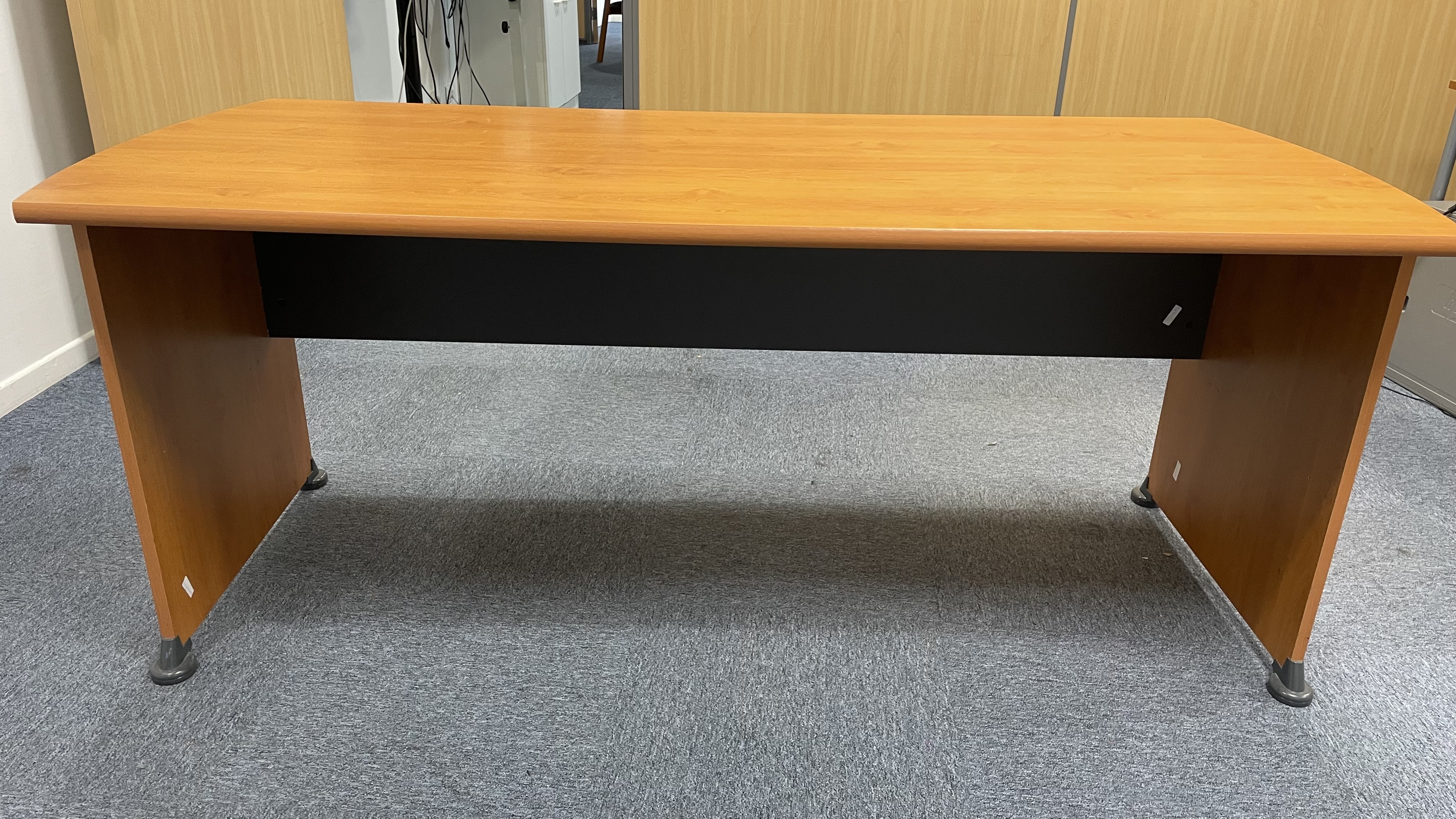 Bureau bois professionnel. 50 Plan-de-Cuques (13)