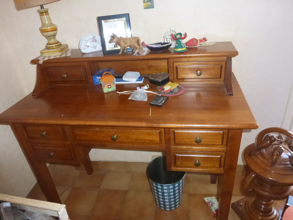 bureau bois 50 Airvault (79)