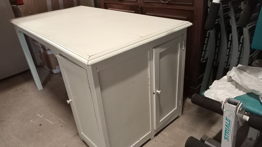 bureau en bois 40 La Jonch�re (85)