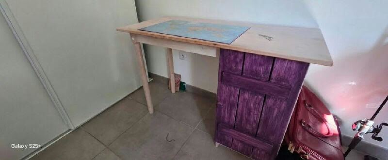 BUREAU BOIS 25 Pibrac (31)