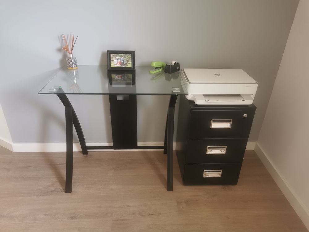 Bureau + caisson 40 Montaigut-sur-Save (31)