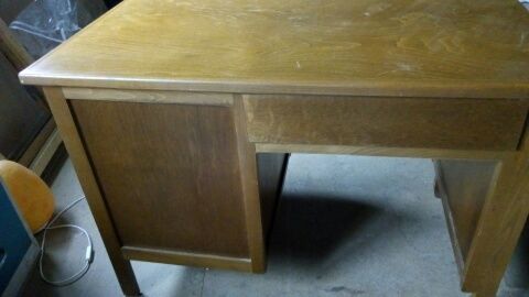 Bureau en ch�ne 40 Saint-Romain-de-Colbosc (76)