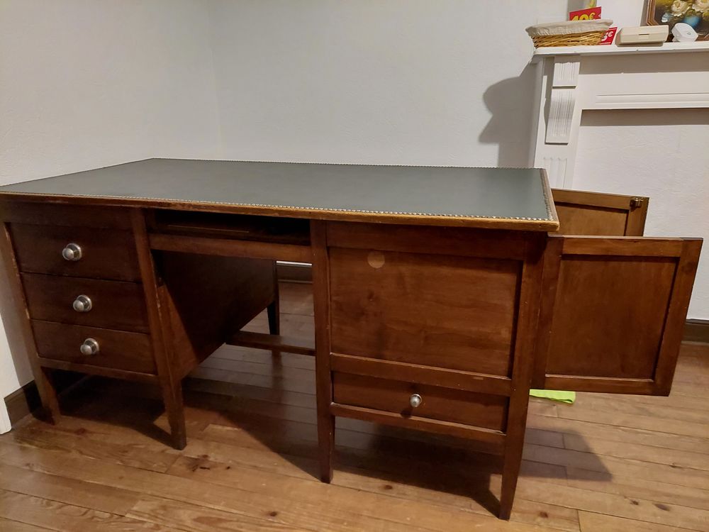 Bureau ch�ne 120 Vieux-Cond� (59)