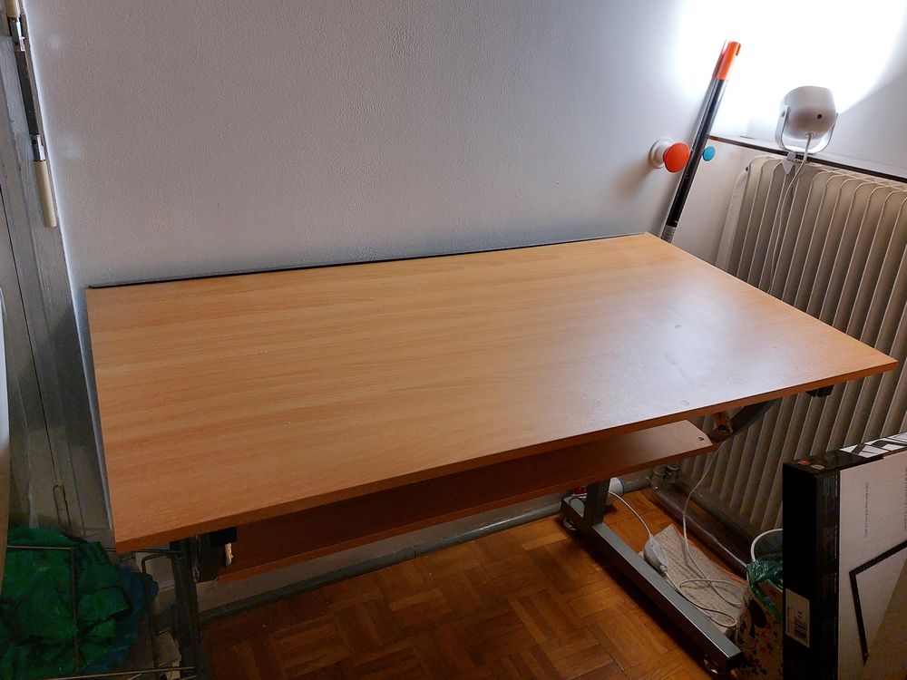 bureau de couleur beige 65 Ch�tenay-Malabry (92)