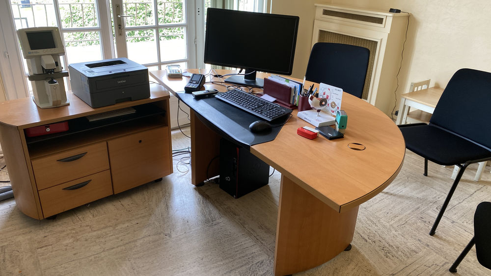 bureau de Direction de forme � lune 450 Savigny-sur-Orge (91)