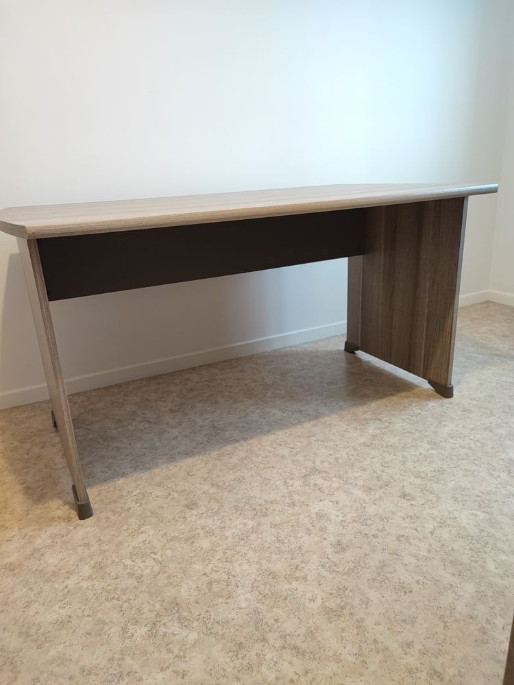 Bureau 140 cm 2 disponibles 0 Phalempin (59)