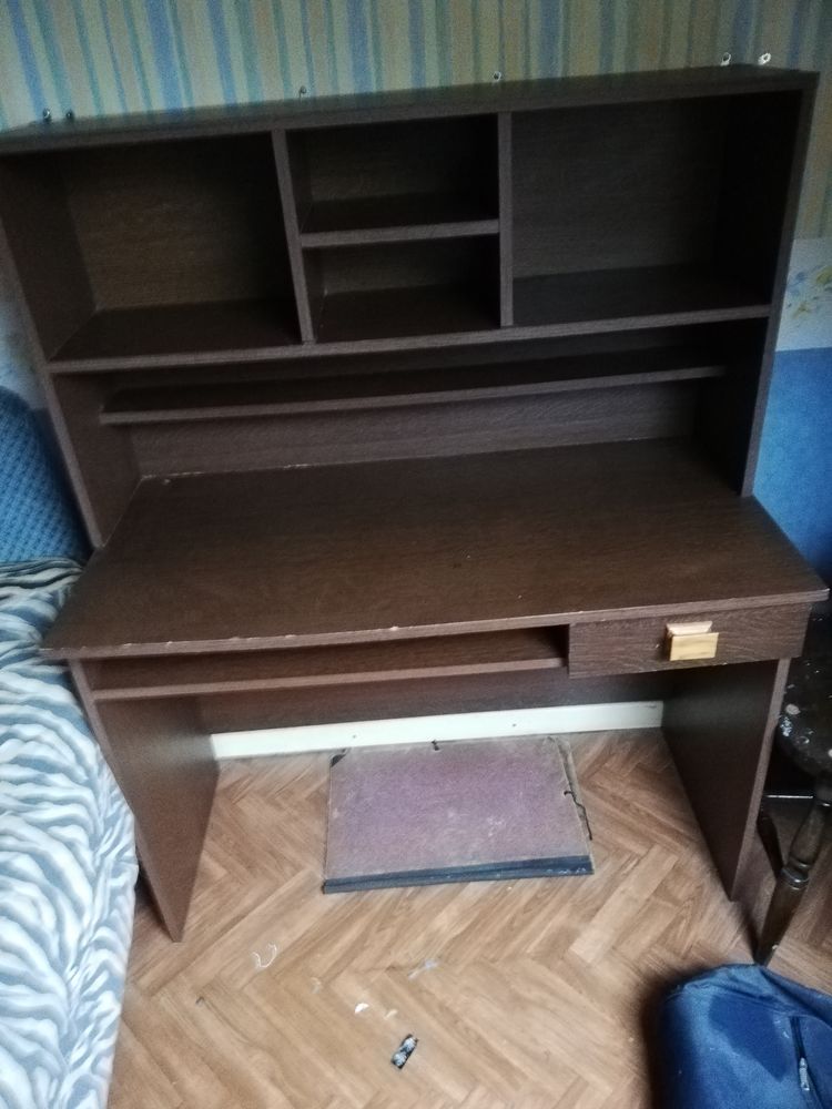 Bureau �colier 30 Saint-Genis-Laval (69)