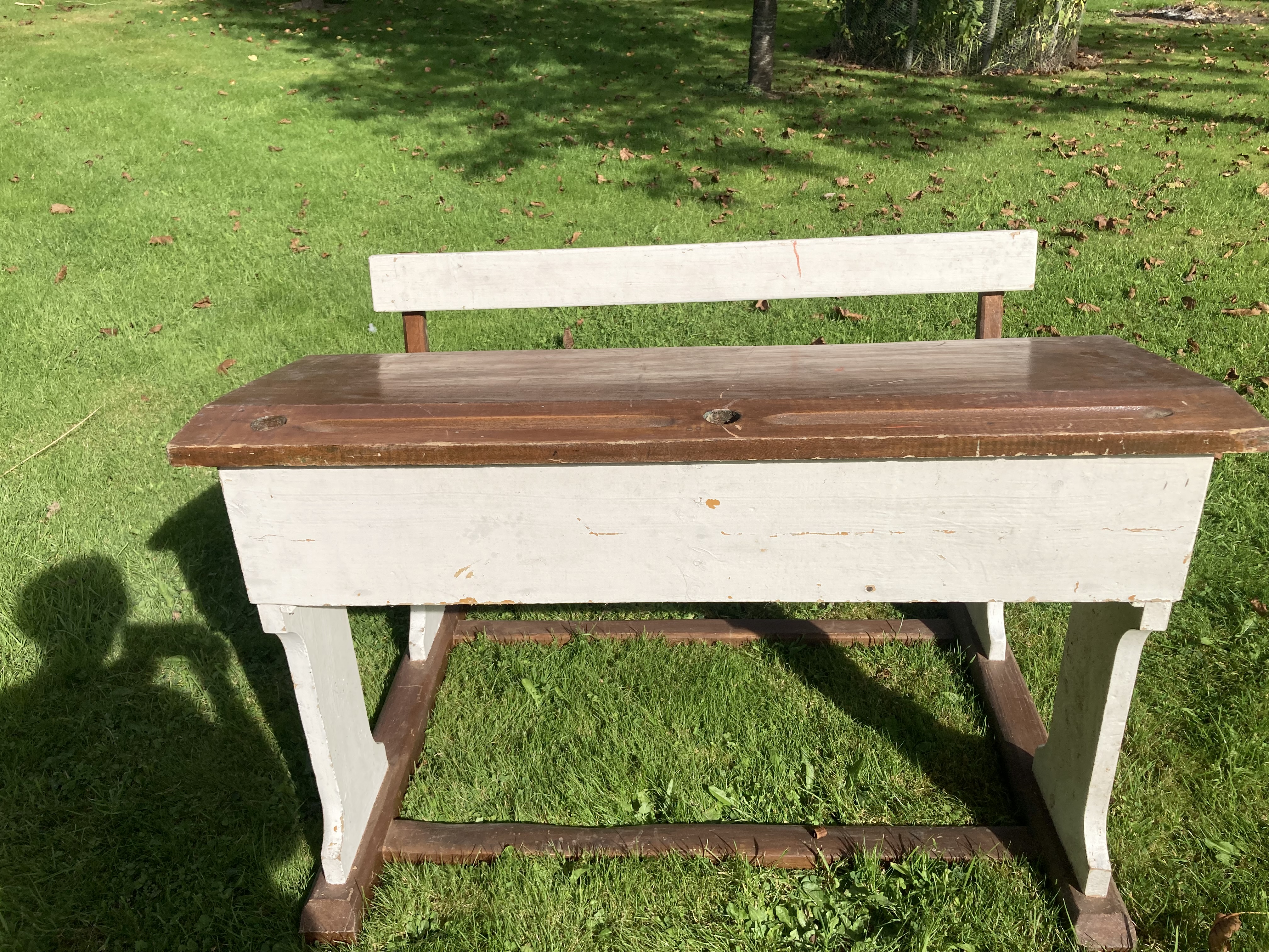 Bureau �coliers 2 places 40 Les Biards (50)