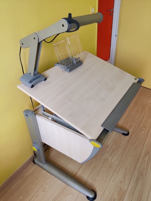 Bureau �volutif Moll Runner Compact avec sa lampe Mobilight 200 Verneuil-sur-Seine (78)