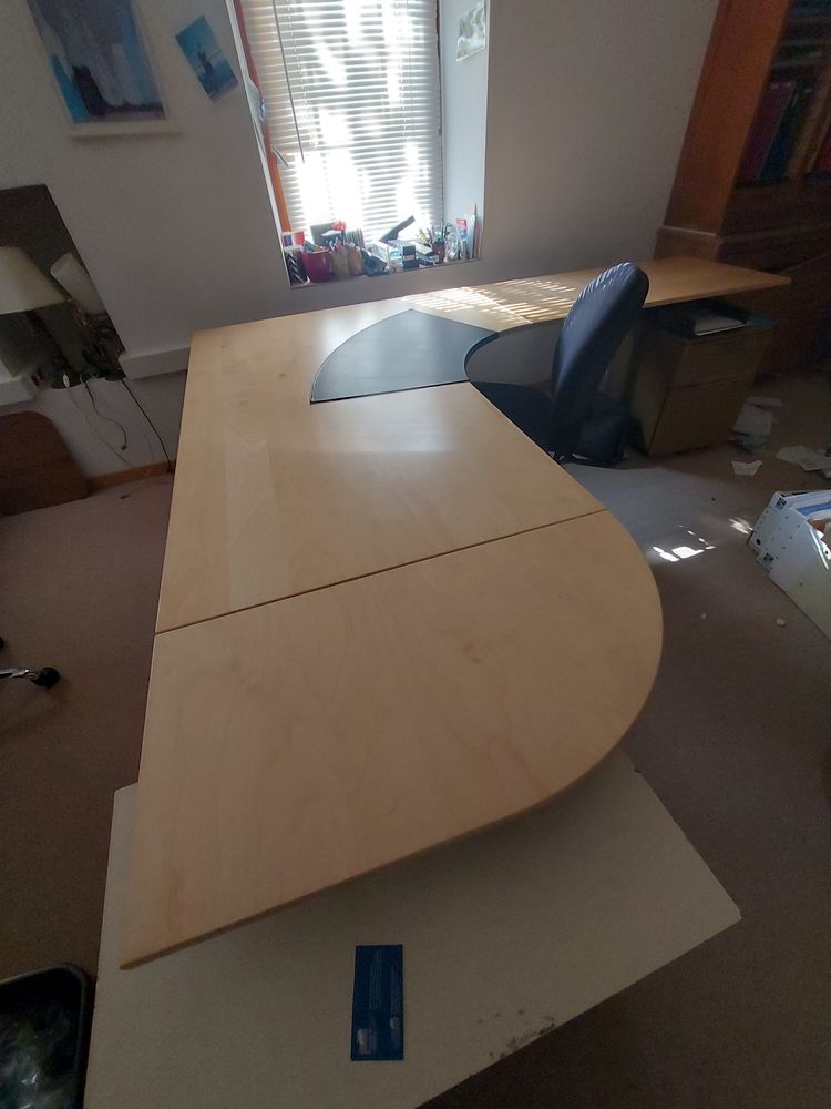 BUREAU IKEA GALANT COULEUR BOULOT  200X120 PLUS 80X40 150 Veurey-Voroize (38)