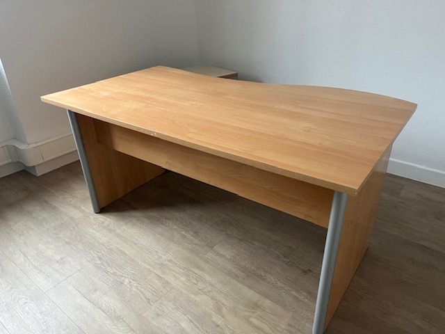 Bureau individuel + servante 105 Bourg-en-Bresse (01)