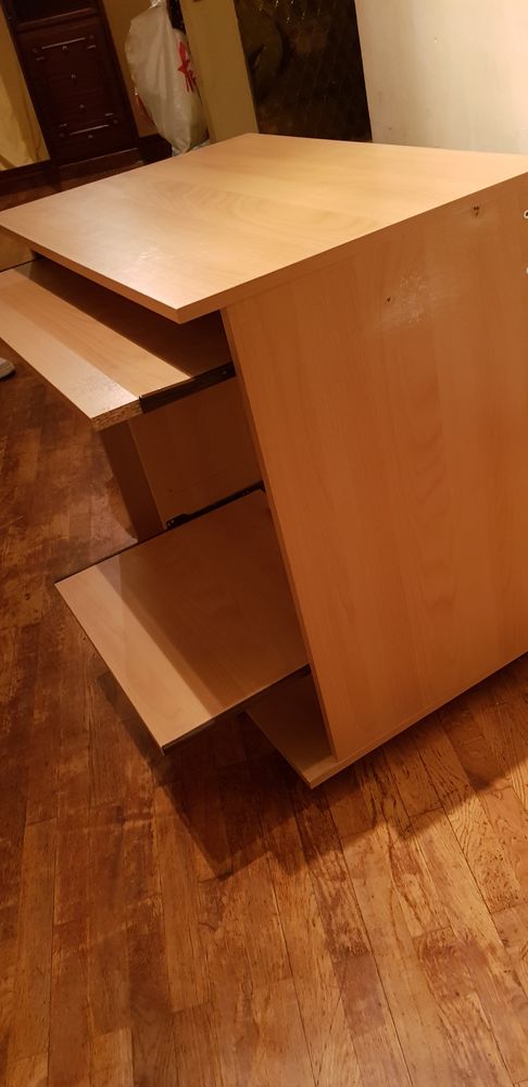 Bureau informatique compact 20 Lyon 1 (69)