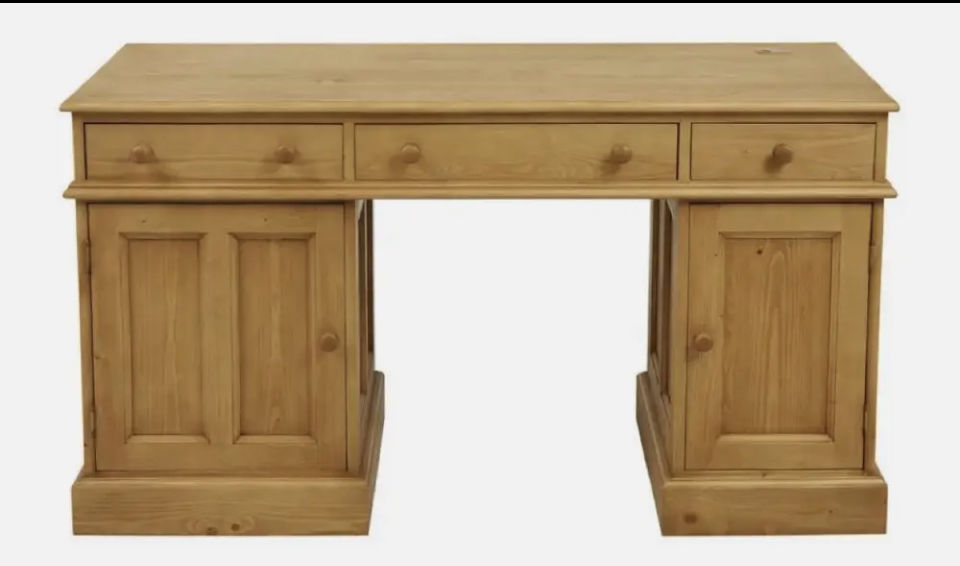 BUREAU INFORMATIQUE INTERIORS 650 Verri�res-le-Buisson (91)