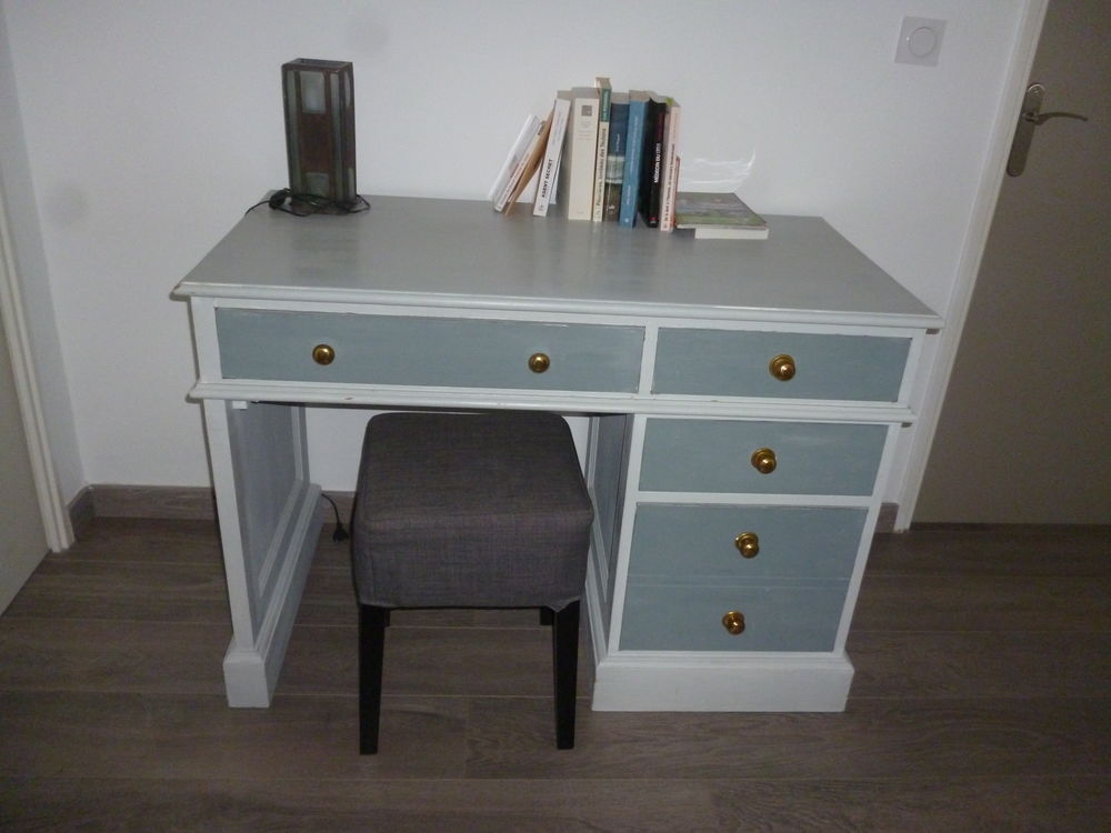 bureau informatique 0 Hy�res (83)