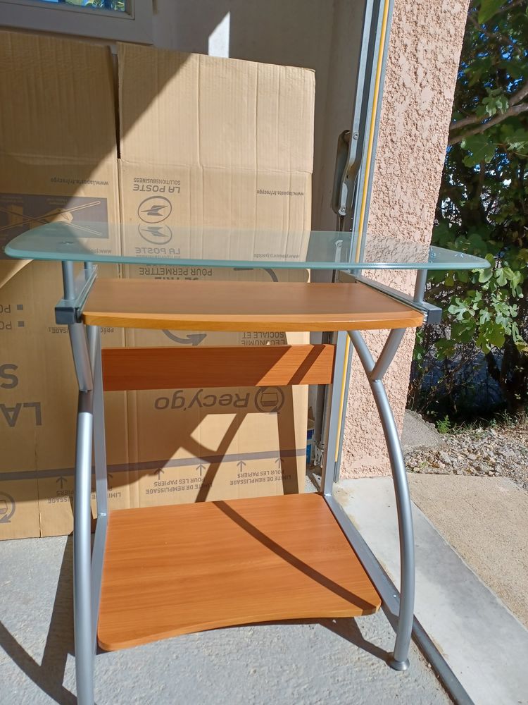 bureau informatique 15 S�rignan (34)