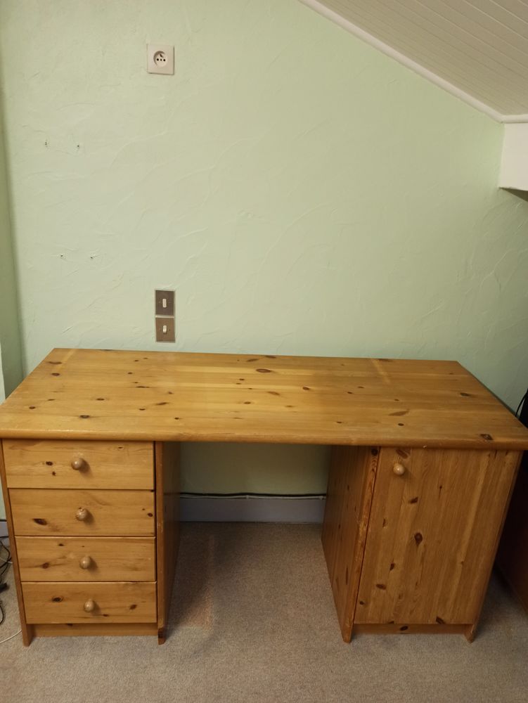 BUREAU EN PIN MASSIF 70 Saint-Maur-des-Foss�s (94)