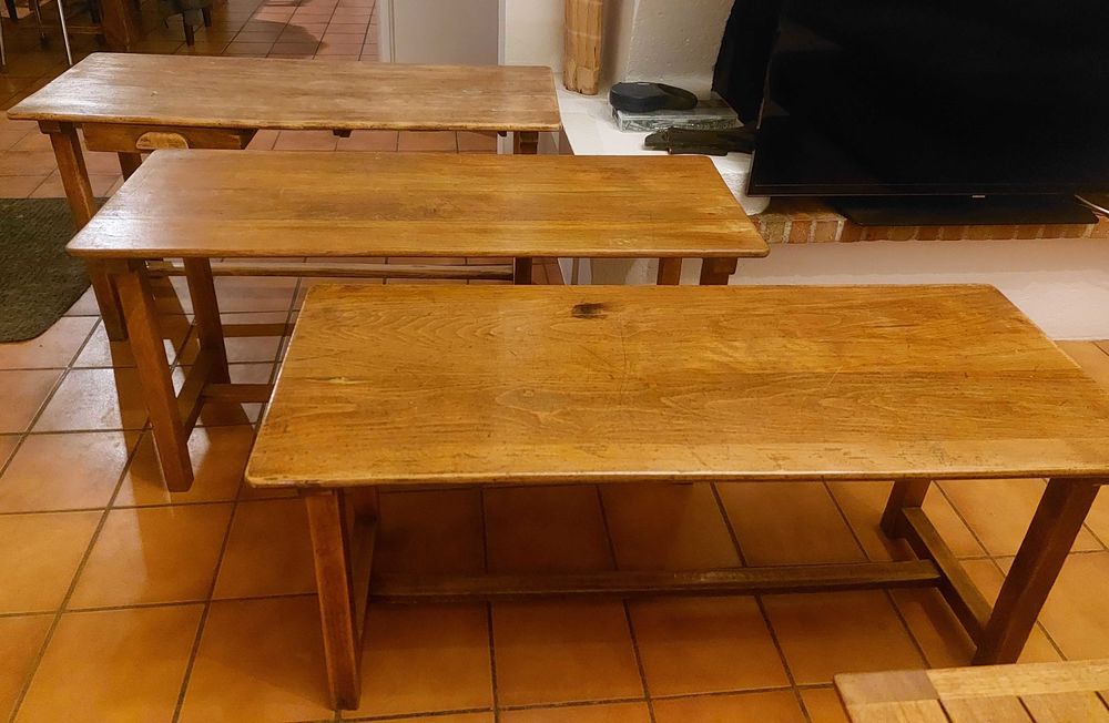 bureau de maternelle ancien deux places 140 Bagn�res-de-Luchon (31)