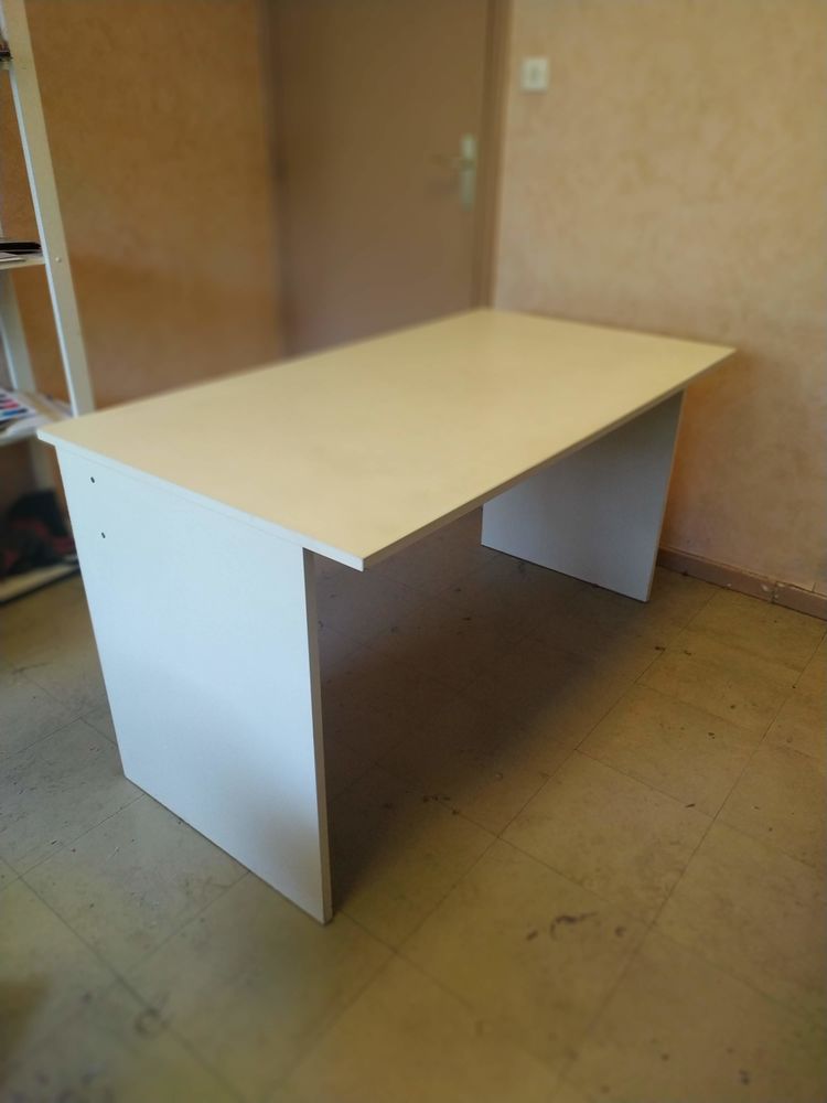 Bureau M�lamin� Blanc
15 Villeurbanne (69)