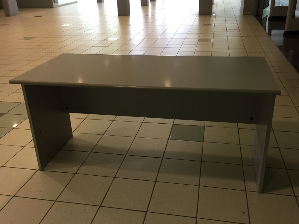 Bureau m�lamin� gris 55 Saint-Michel-sur-Orge (91)