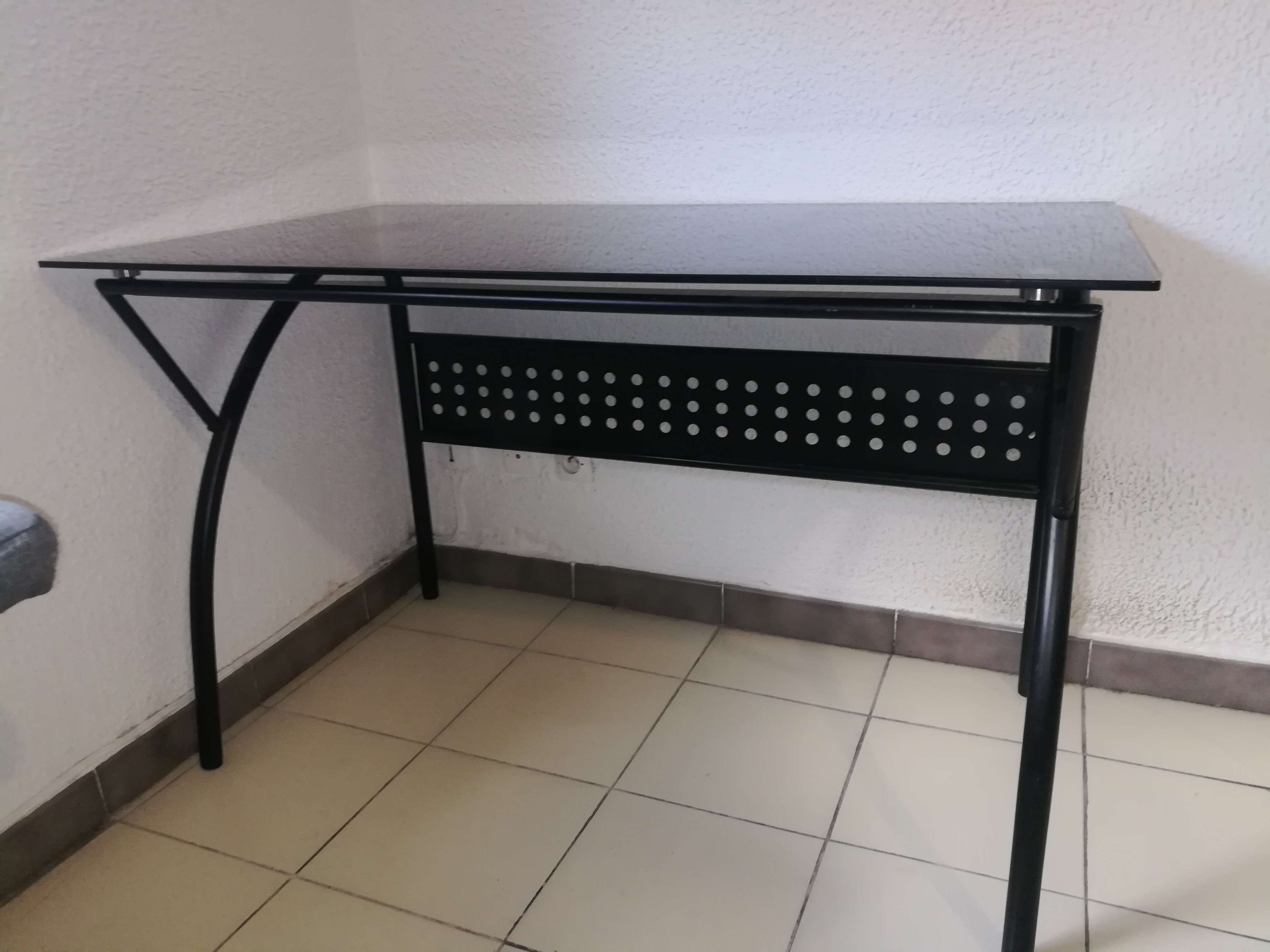 Bureau en m�tal et en verre 70 P�rols (34)
