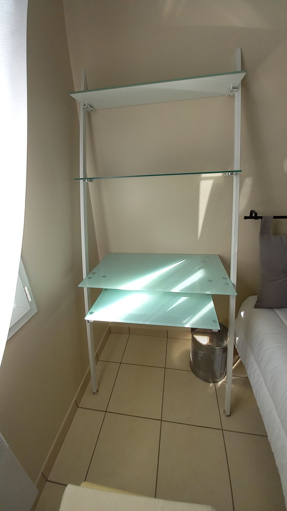 Bureau mural 15 Bessi�res (31)