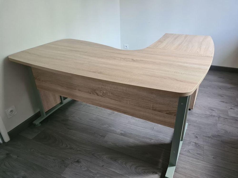 Bureau neuf d'angle et courb� 270 Rib�rac (24)