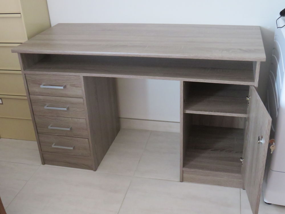 Bureau d'ordinateur 50 Fontjoncouse (11)