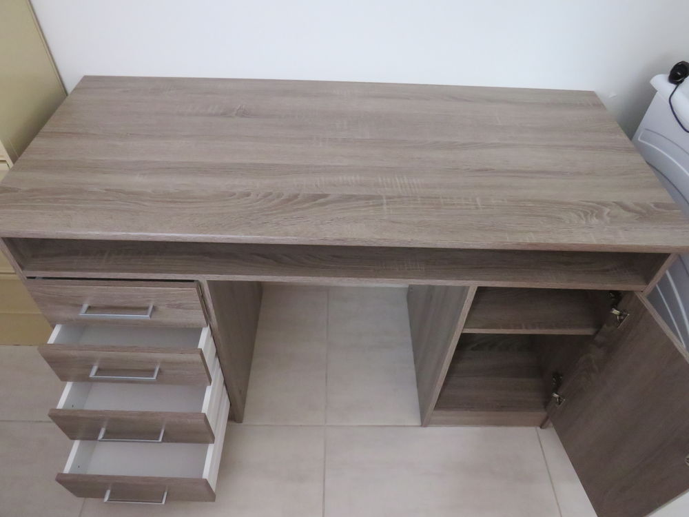 Bureau d'ordinateur 50 Fontjoncouse (11)