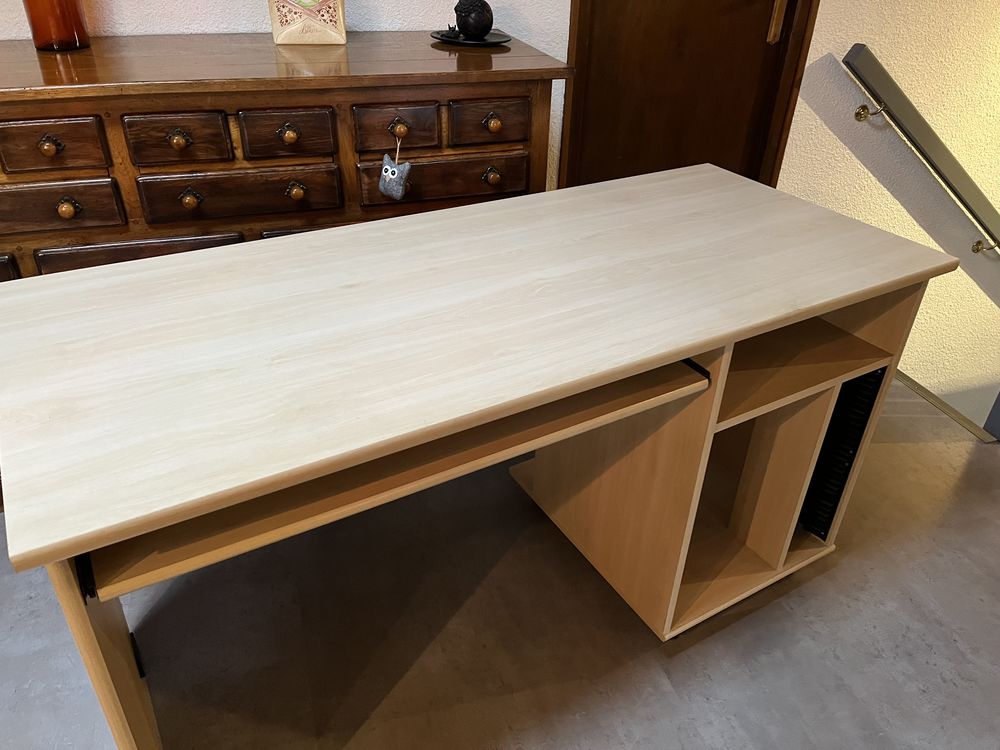 bureau pour ordinateur 1m40 x0m60 60 Thyez (74)