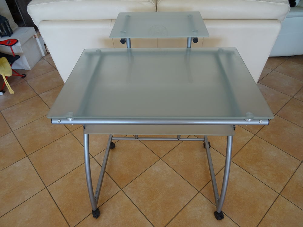 Bureau pour ordinateur
20 Montivilliers (76)