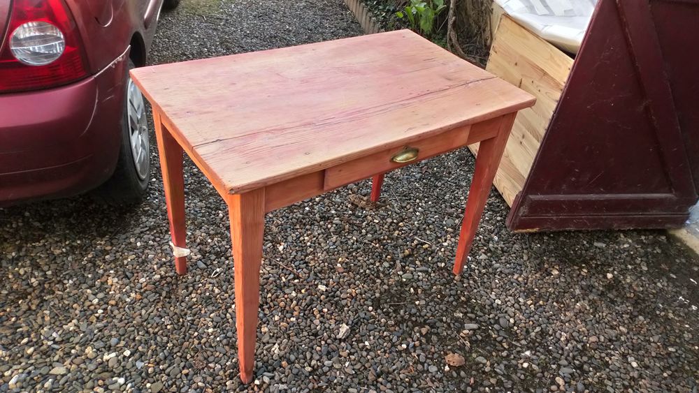 BUREAU EN SAPIN COULEUR ROUGE 70 Nogaro (32)