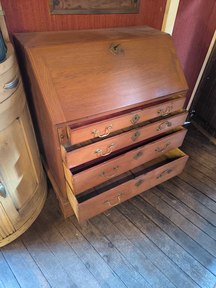 bureau+dos+d'�ne+secr�taire+anglais 400 Gironde-sur-Dropt (33)