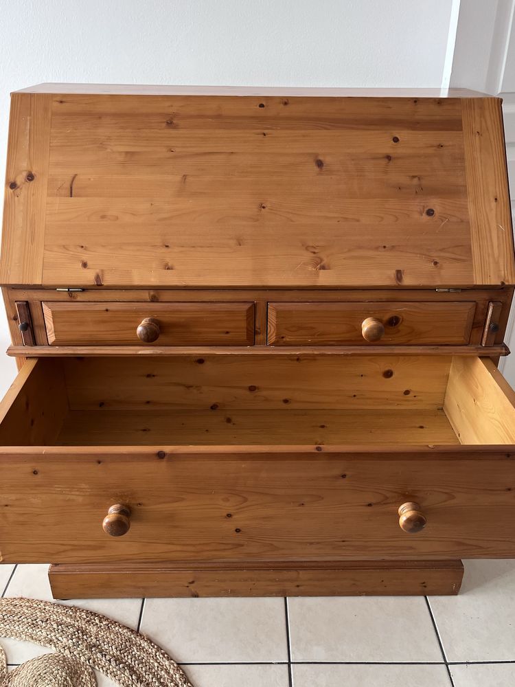 Bureau secr�taire 60 Villeneuve-Loubet (06)