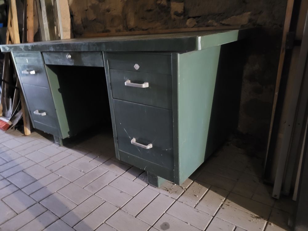 Bureau stafor 250 Volstroff (57)
