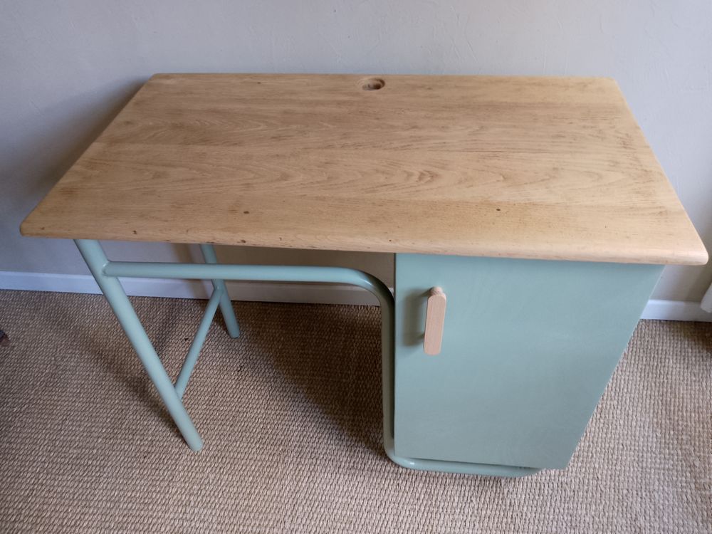 bureau style industriel 245 Bordeaux (33)