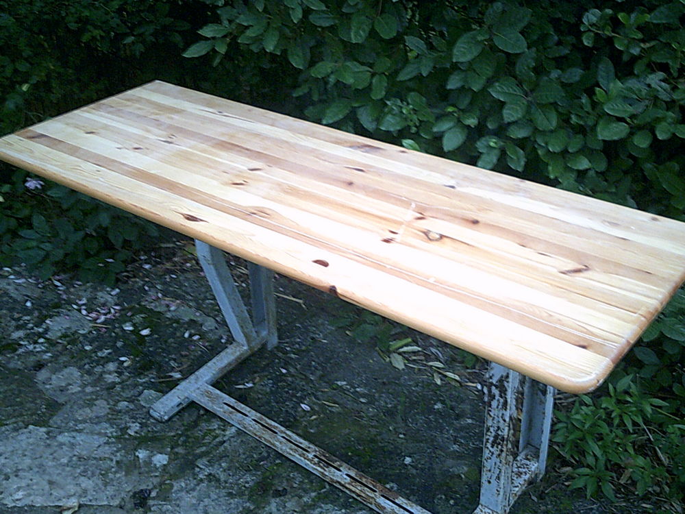 bureau style industriel 170 Taillades (84)