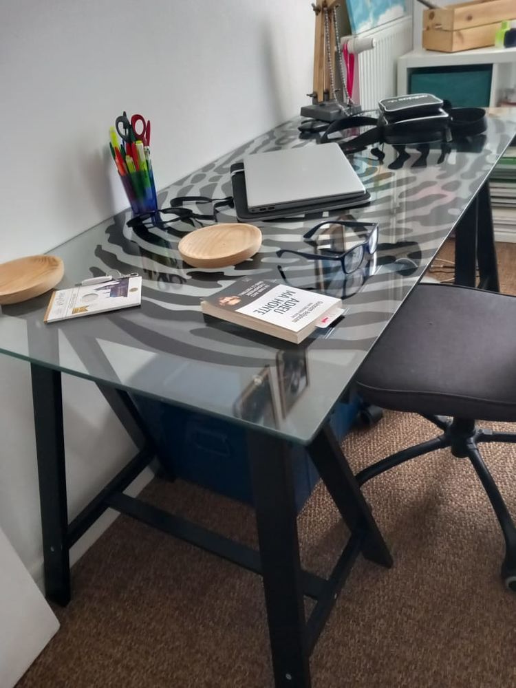 Bureau/table ikea 70 Choisy-le-Roi (94)