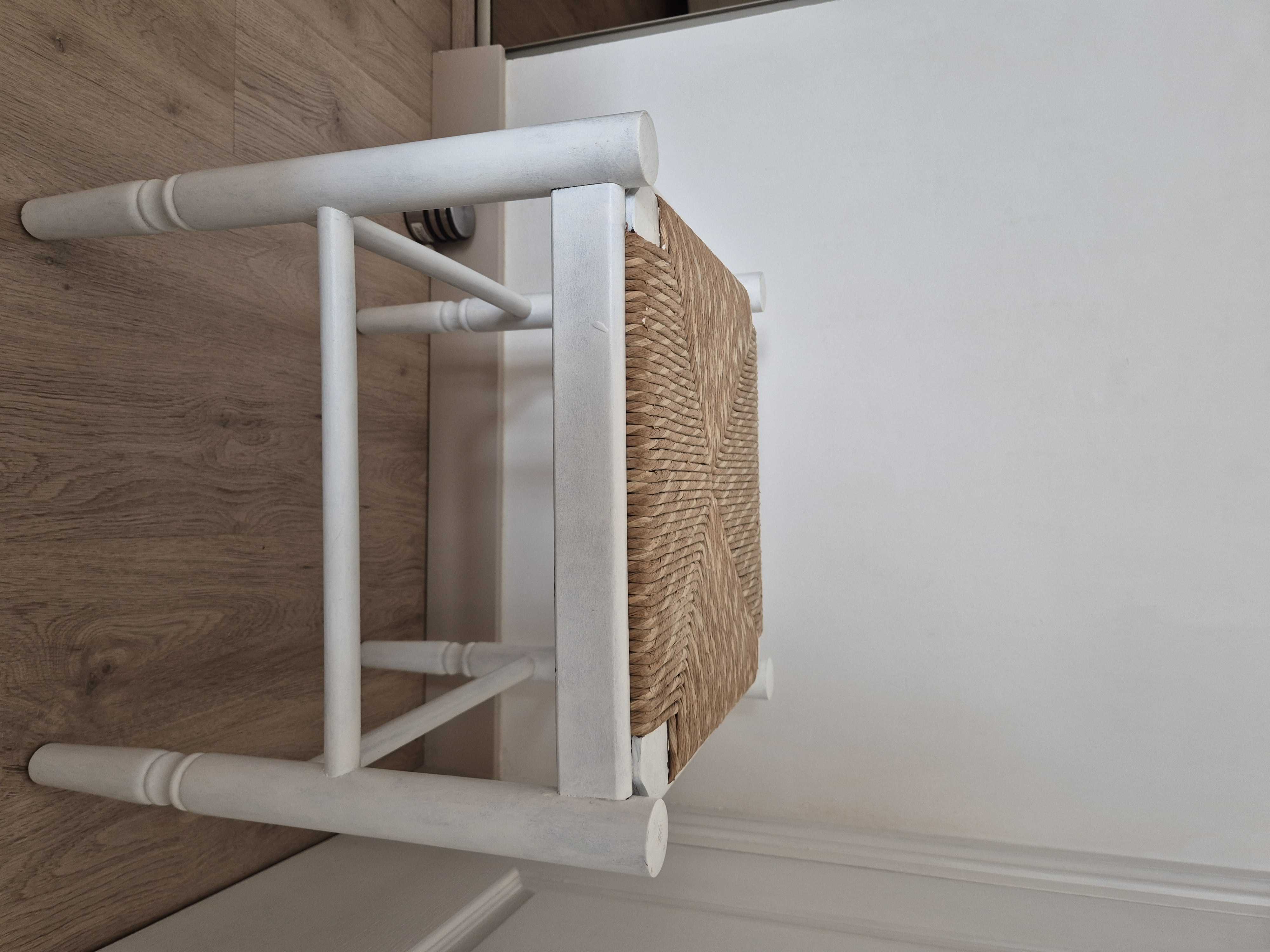 bureau + Tabouret 100 Saint-G�nis-des-Fontaines (66)